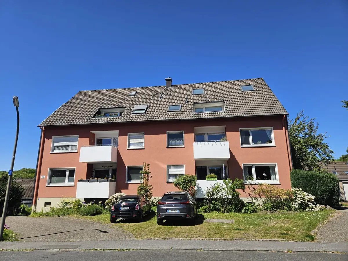Attraktive 81 m² Eigentumswohnung mit einem Südbalkon und einem PKW-Stellplatz, Dortmund-Marten