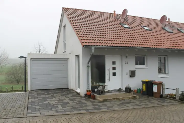 Doppelhaushälfte mit Garage, Dortmund-Bövinghausen