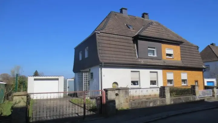 Doppelhaushälfte mit Garage, Dortmund-Barop