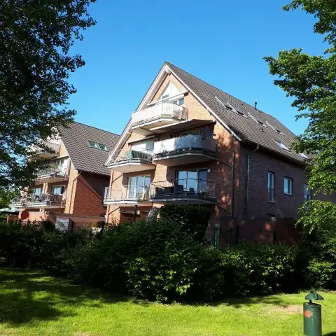 Exklusive Dachstudio-ETW mit großem Balkon und PKW-Stellplatz, Waltrop